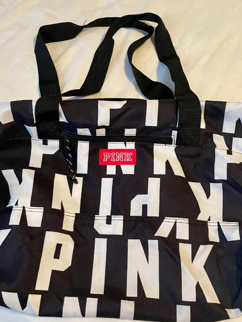 PINK duffel bag by Victoria's Secret - Picture 4 of 4
